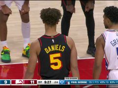 76人vs老鹰第1节中文解说回放