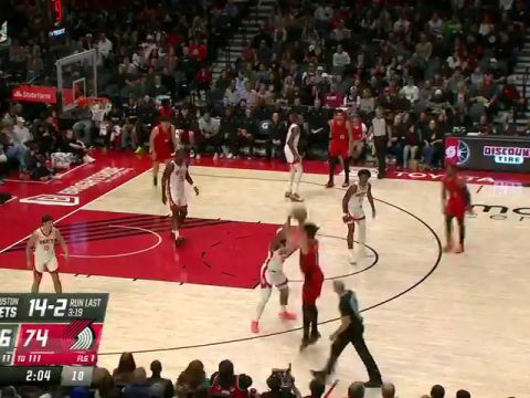 NBA常规赛：火箭vs开拓者第3节英文原声回放