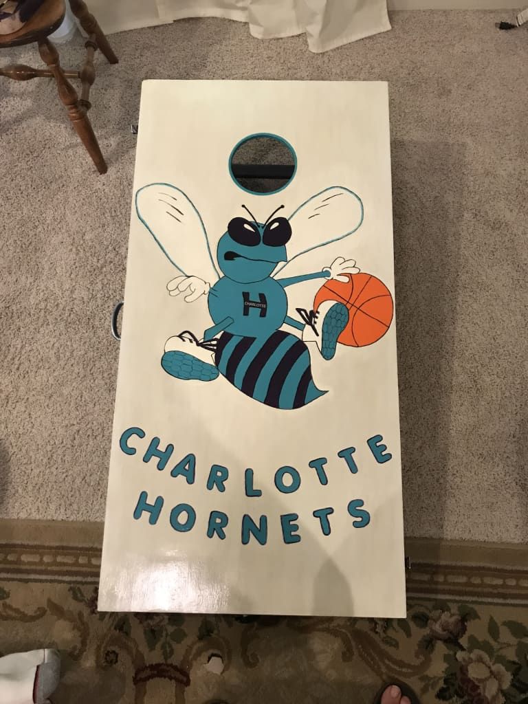 Shoutout to all our fans who sent in their art in the Buzz City Playoff Hunt in the Hornets app! 🎨Complete challenges all week for a chance to win dope prizes!FanAppreciationWeek | AllFly