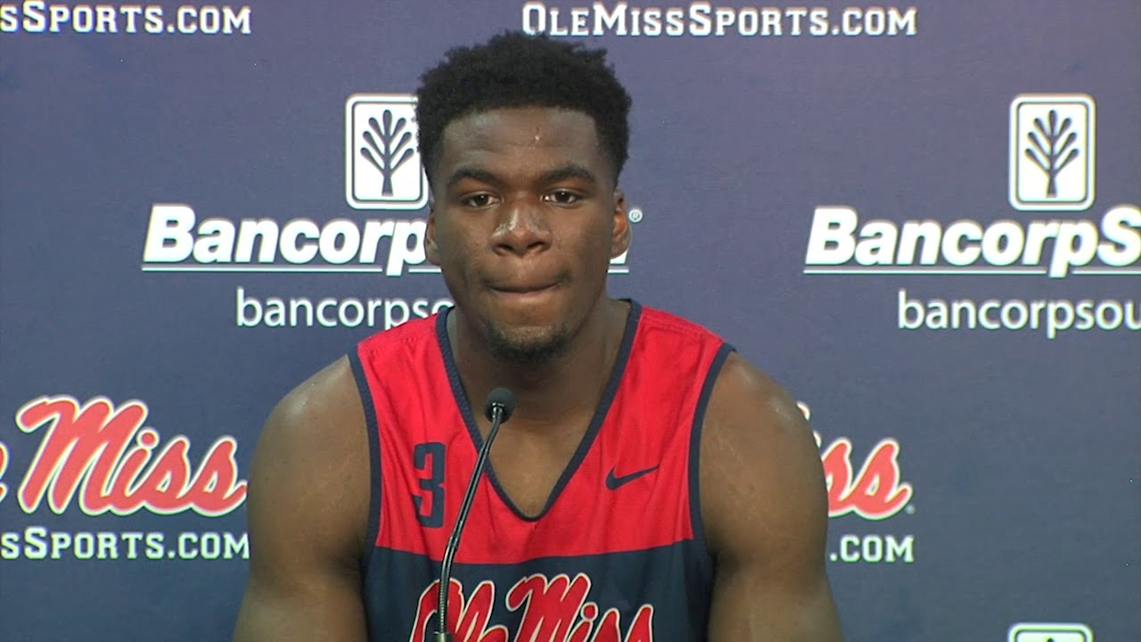 wasserman报道,密西西比大学后卫泰伦斯-戴维斯(terence davis)因在